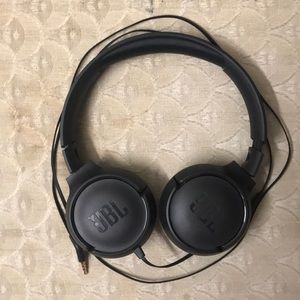 Jbl headphones